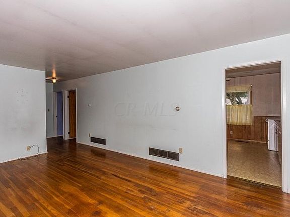5th image of 1370 Maetzel Dr