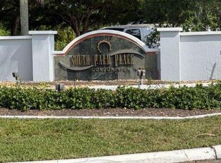 South Palm Place, Fort Lauderdale, FL 33321