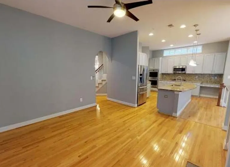 13131 Clarksburg Square Rd — Photo 29