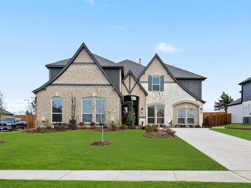 1st image of 616 S Hidden Lakes Dr