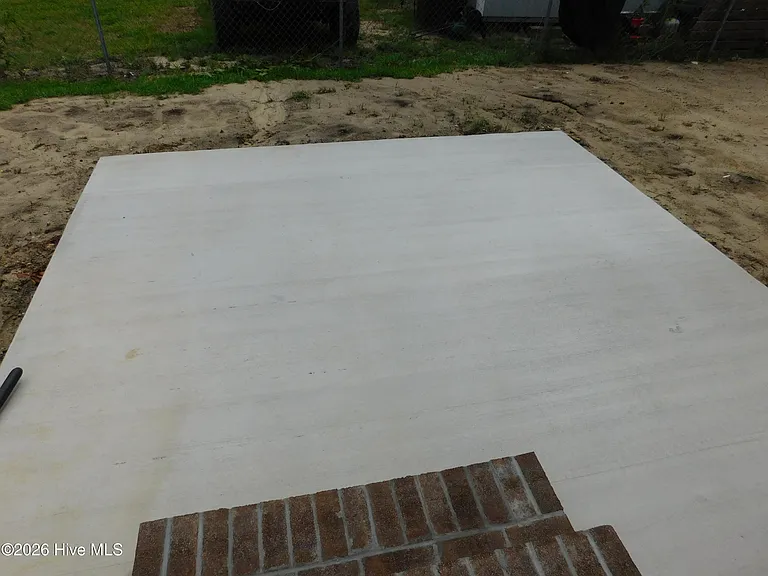 710 N B St — Photo 35