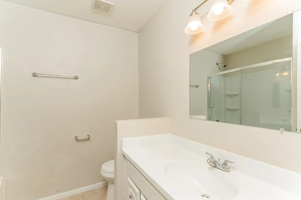 4 bed, 1882 sqft, $1,600 — Photo 4