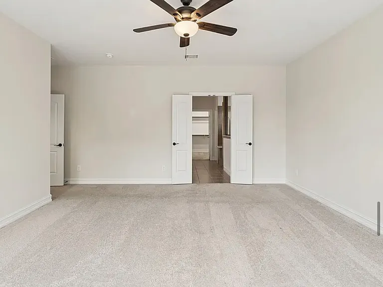 1549 Westborough Ln — Photo 12