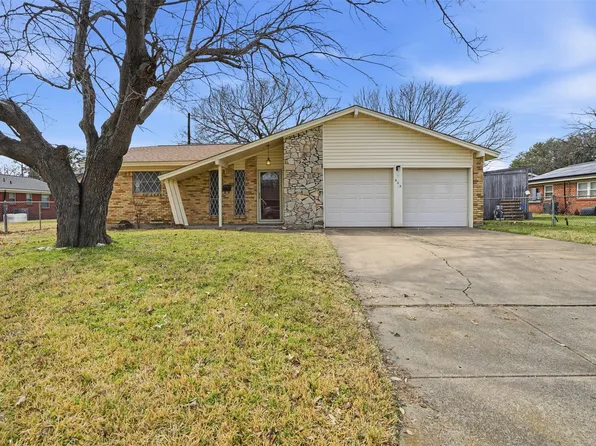 405 Marion Ln, Burleson, TX 76028
