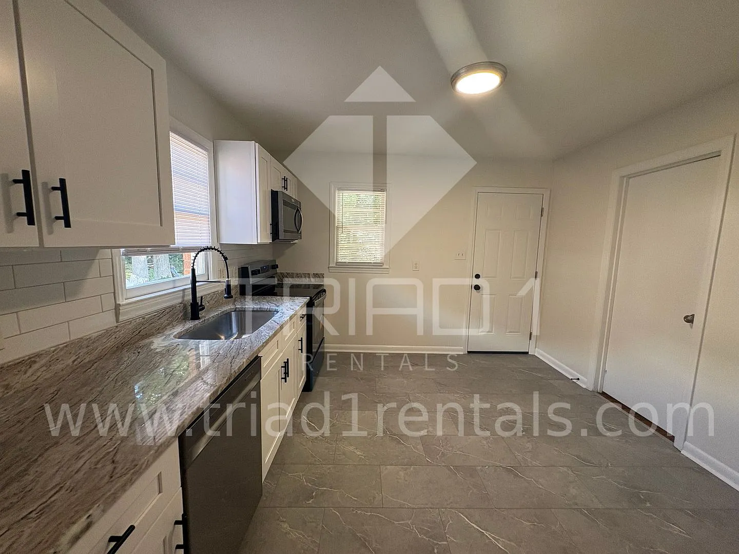 3-bedroom, 1-bathroom home located in High Point — Photo 4