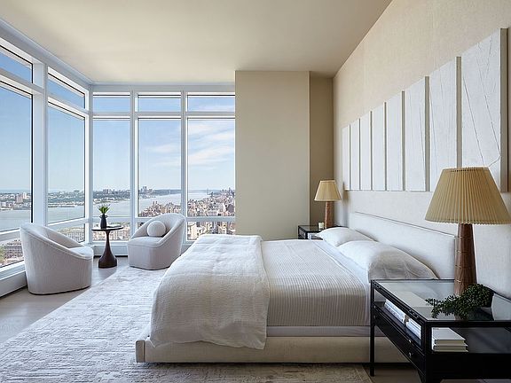 5th image of 200 Amsterdam Ave APT 35B