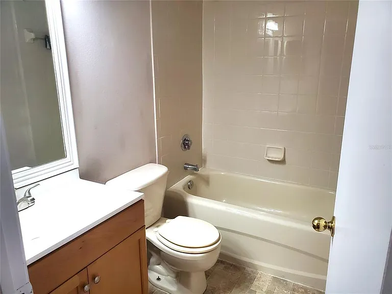 1411 Sedgwick Dr — Photo 10