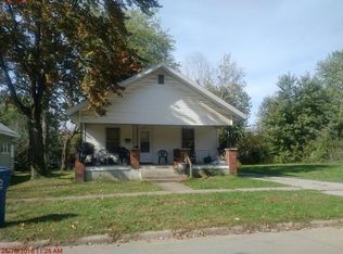 717 S 18th St, Mount Vernon, IL 62864
