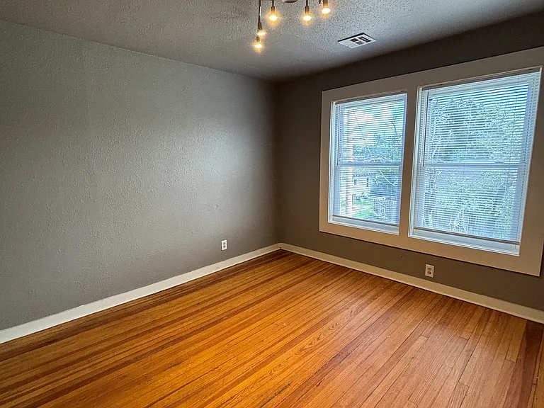 703 N Atlanta Ave — Photo 22