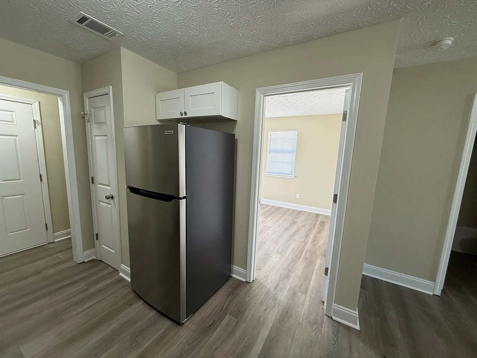 251 Westchester Circle - 1 — Photo 4