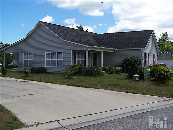 2nd image of 207 Gardenview Court NE