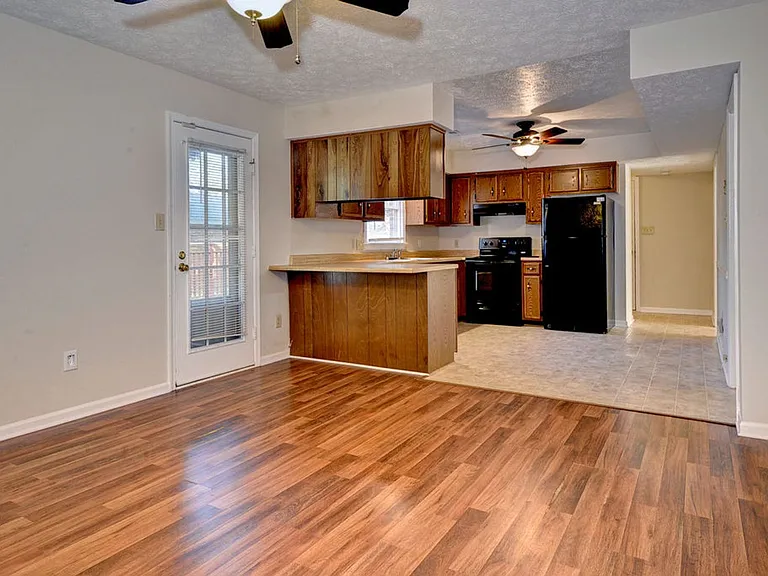16 Natalie Dr — Photo 11