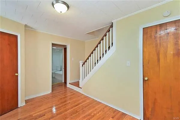 421 Buchanan St — Photo 6