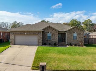 406 Hill Creek Dr, Austin, AR 72007
