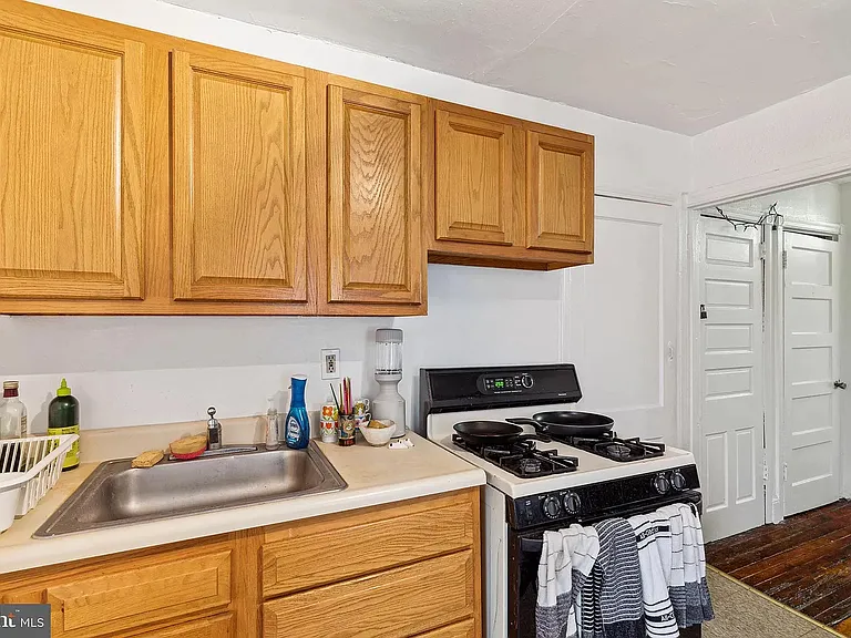 4819 Walton Ave #3 — Photo 6