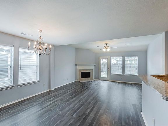 4th image of 12811 Pecan Shores Dr