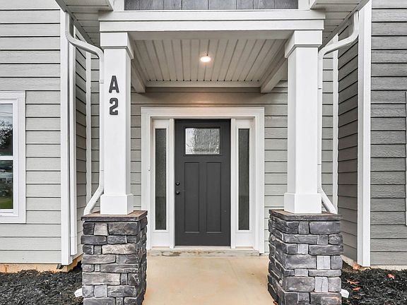 4th image of 180 Clay Ridge Dr #A2
