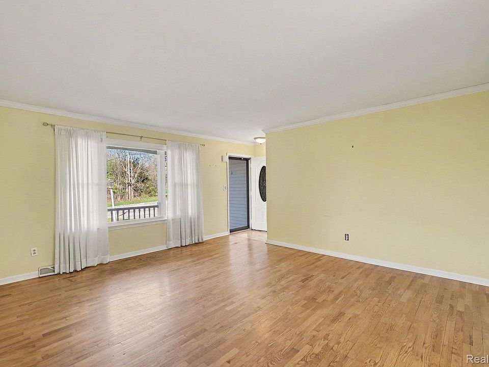 8468 Belle Bluff Dr, photo 7