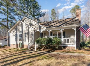 209 Valley Creek Dr, Clayton, NC 27520