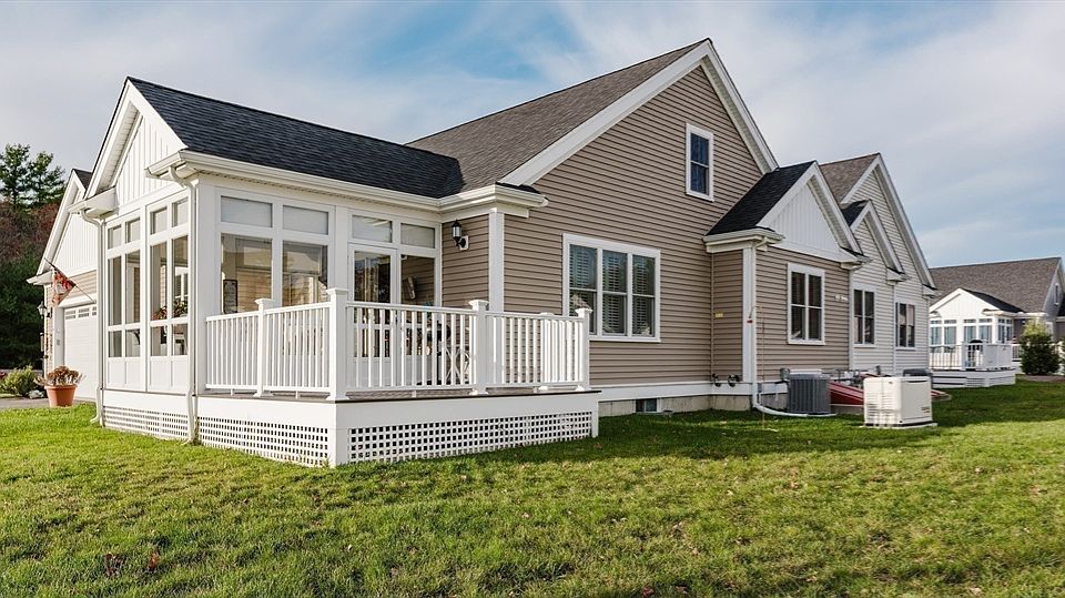 1st image of 4 Sarahbeth Ln #1