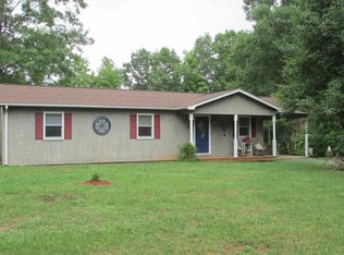 271 Dalewood Ln, Rocky Mount, VA 24151