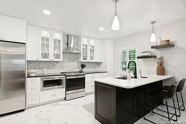 488 E Olmos Dr #3 — Photo 7