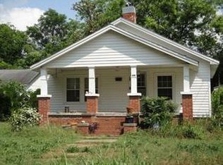 326 N Hampton Ave, Calhoun Falls, SC 29628