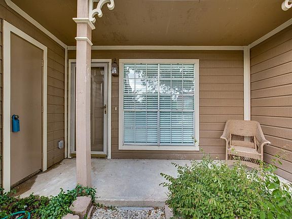 2nd image of 1860 White Oak Dr APT 201