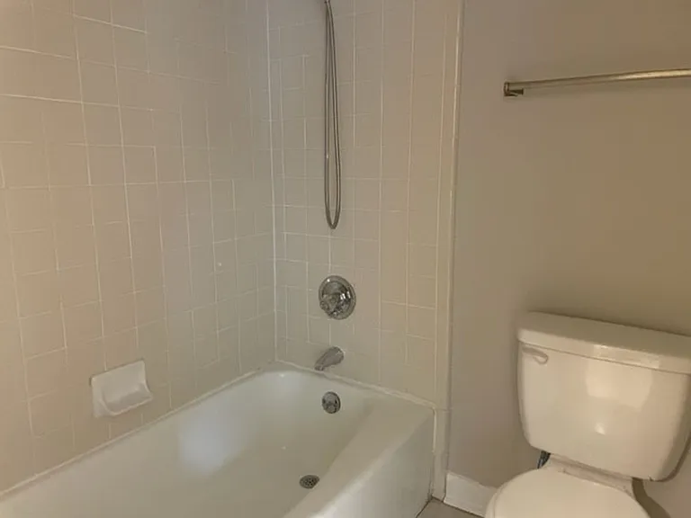 2128 Montreat Dr — Photo 15