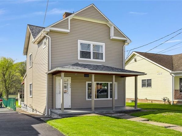 230 Bow St, Stockdale, PA 15483