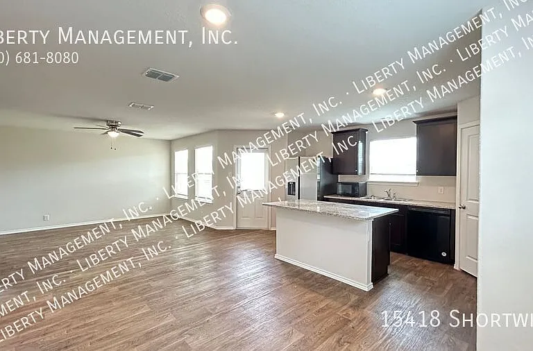15418 Shortwing — Photo 10