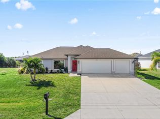 1048 SW 1st St, Cape Coral, FL 33991