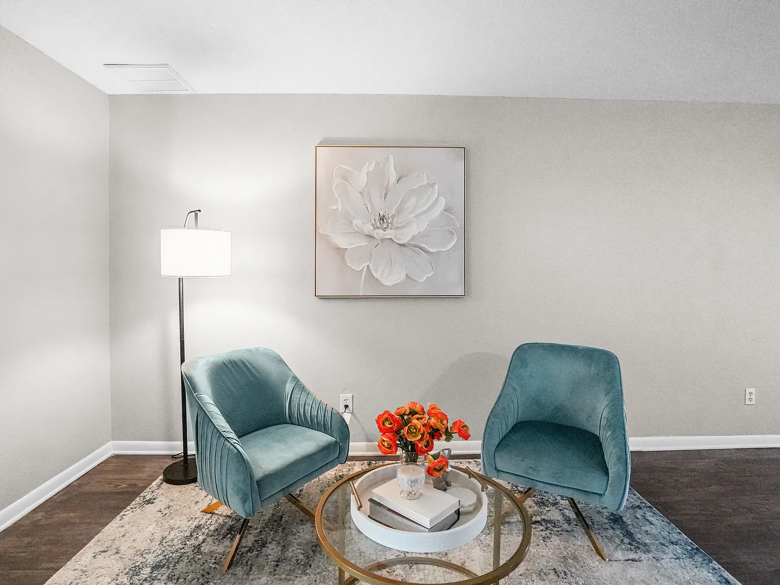 1 bed, 567 sqft, $1,000 — Photo 3