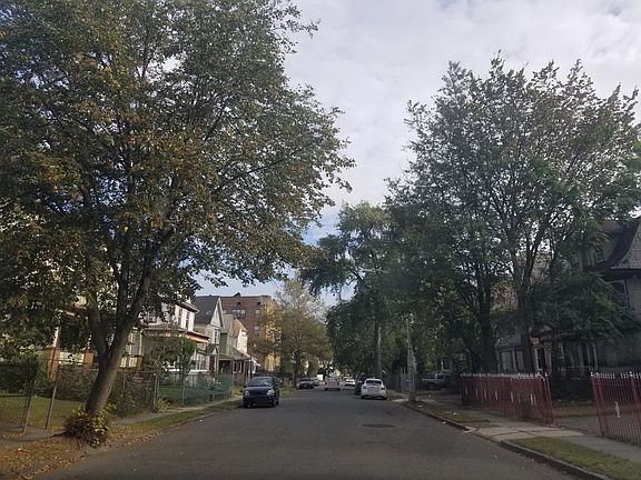5th image of 90 N 19th St