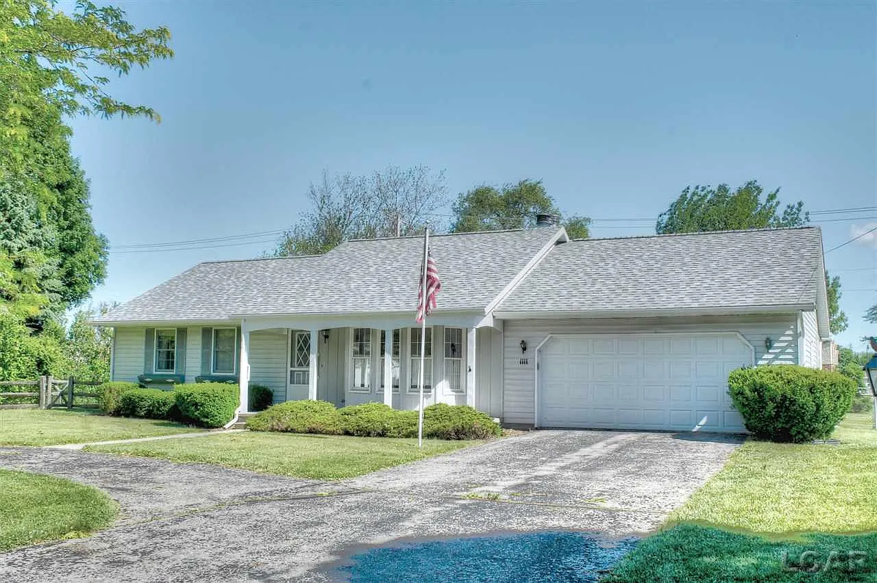 1111 Jane St photo 1