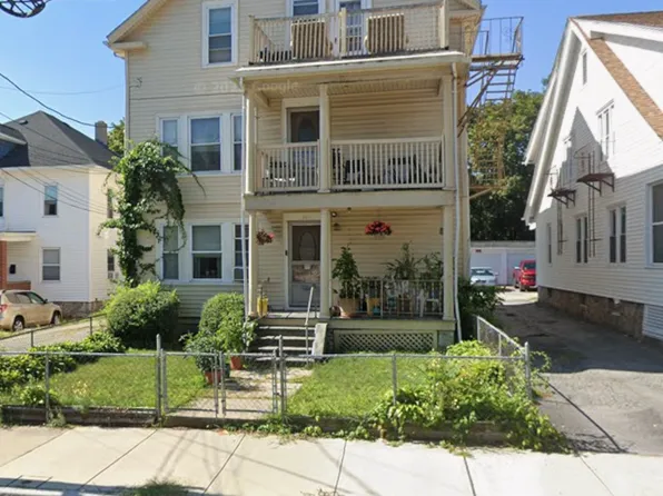 209 Harrison Ave Floor 2, Woonsocket, RI 02895