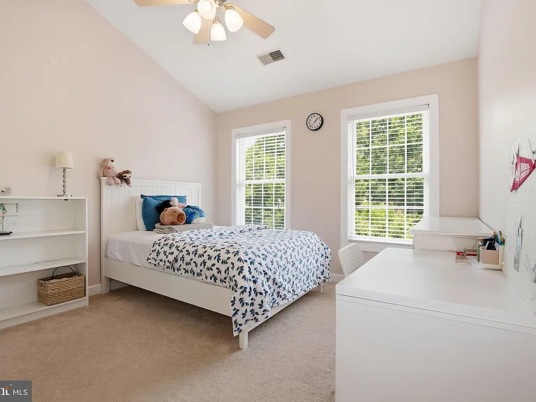 3826 Elmwood Towne Way — Photo 16