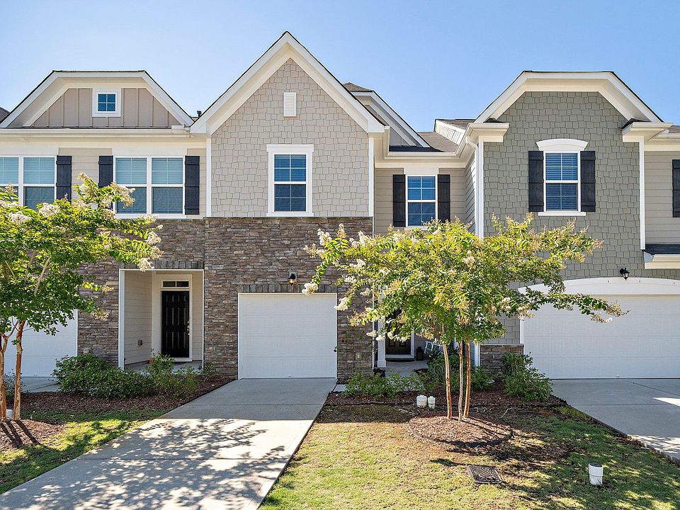 1st image of 835 New Derby Ln