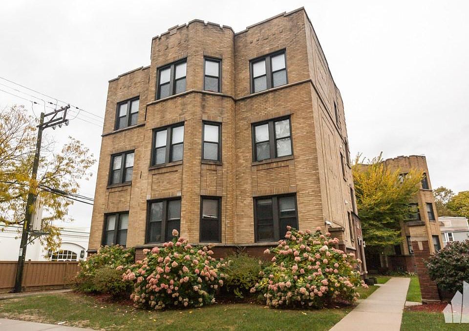 1st image of 4814 N Oakley Ave