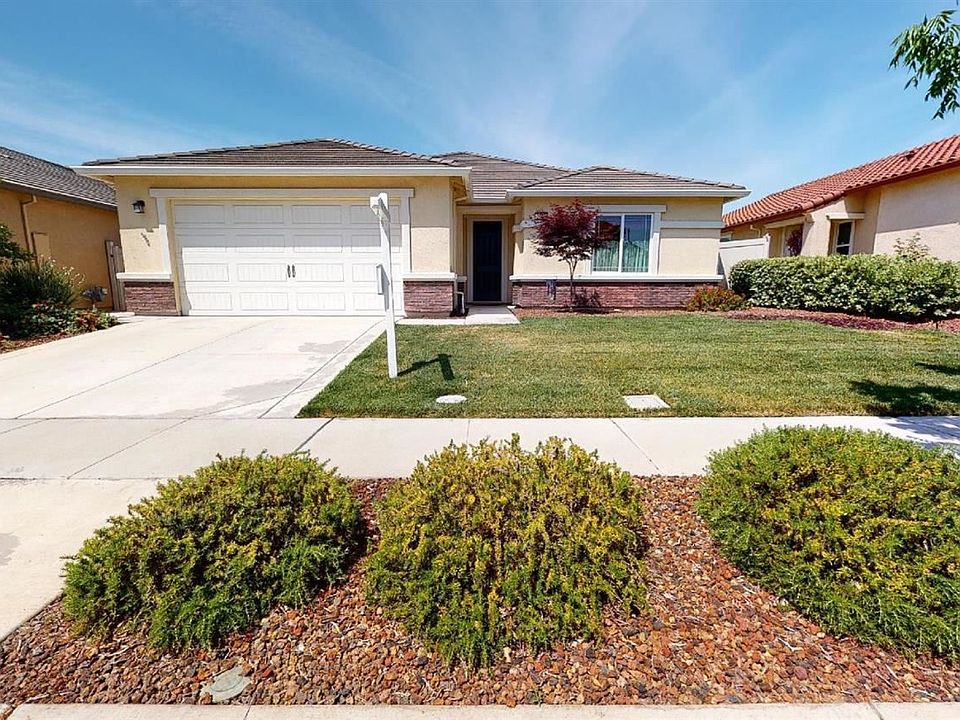 1st image of 2691 Roseberry Ave