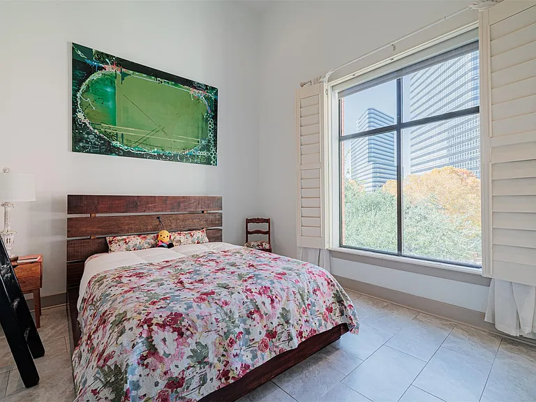 1901 Post Oak Blvd #4102 — Photo 22
