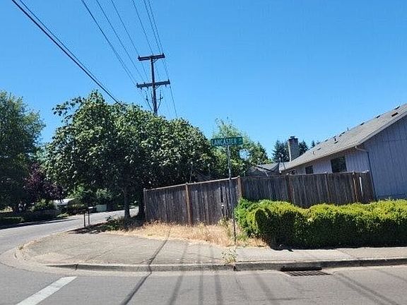4th image of 3827 Lancaster Dr
