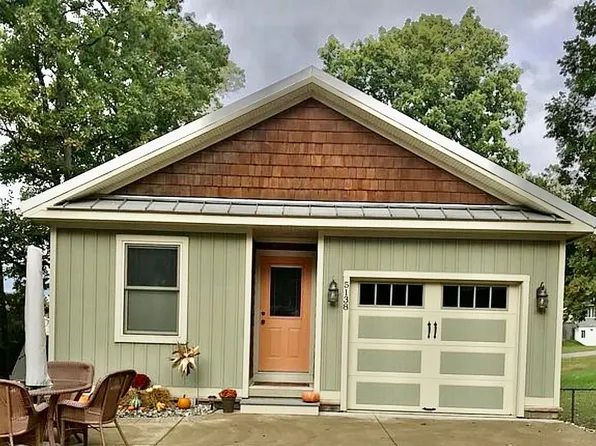 5138 Wildwood Dr, Manitou Beach, MI 49253