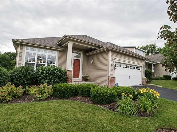 2nd image of 1728 Meadowlark Ln