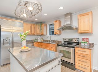 8344 26th Ave NW, Seattle, WA 98117