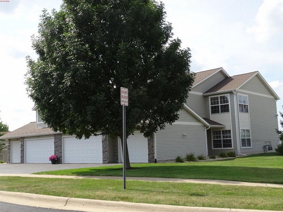 2nd image of 5148 Diane Ct