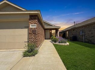14033 Earlham St, Pilot Point, TX 76258