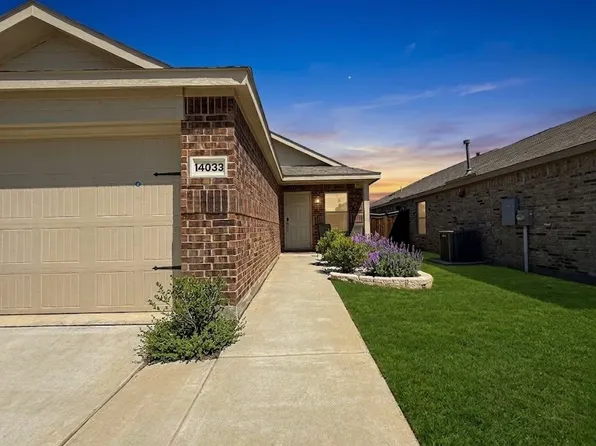 14033 Earlham St, Pilot Point, TX 76258