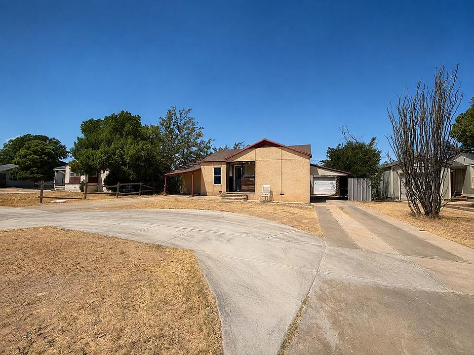 1st image of 1403 E 11th Pl
