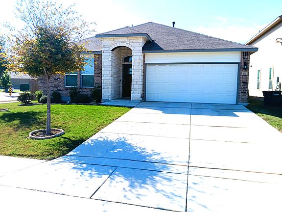 3rd image of 405 Fairy Duster Dr